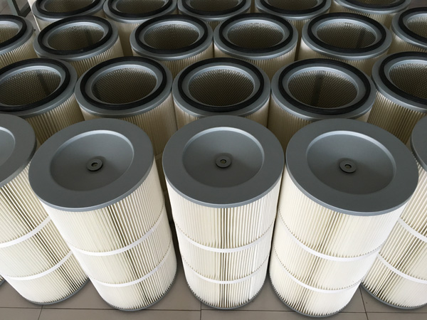 Φ325x215x660高標(biāo)準(zhǔn)除塵器覆膜濾筒